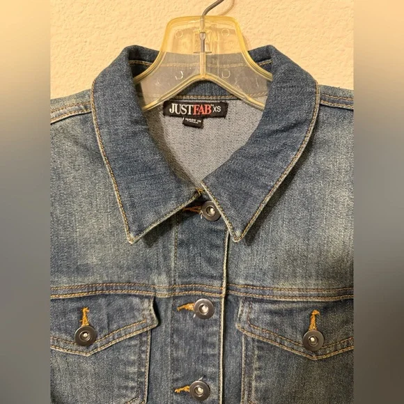JUSTFAB Cropped Denim Trucker Jacket? - Picture 5 of 5